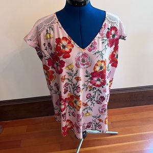 Express Pink Floral Sleeveless Blouse Top